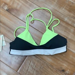 Reversible bathing suit top